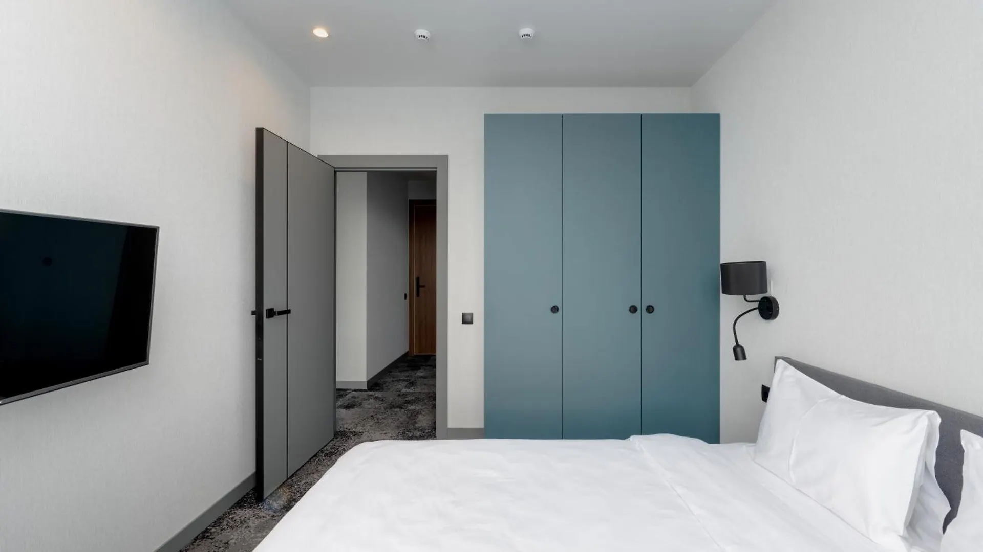 Be The One Hotel Kyiv Aparthotel